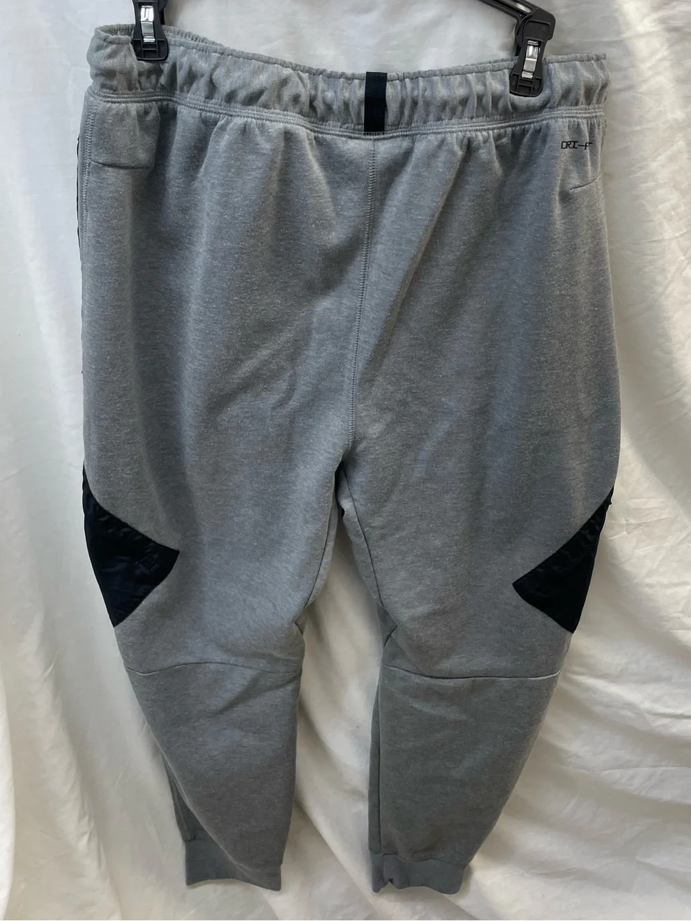 Jordan Men’s Grey & Black Hooded Jacket and Sweatpants Set sz xl